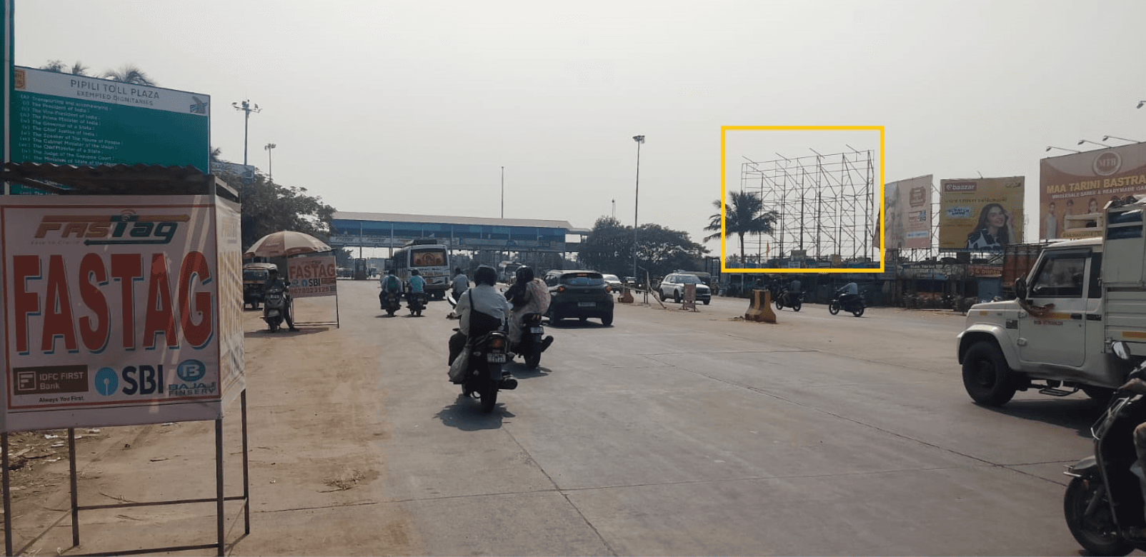 PIPILI  TOLL GATE FACING BBSR 50X30 NL