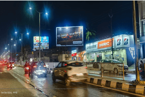 Rabi Talkies Sqr (Facing Garage Chowk): Size : 40 x 25 (FL