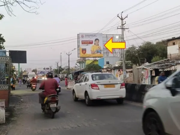 Hoarding - Kundratthur Junction Towards Kumananchavadi