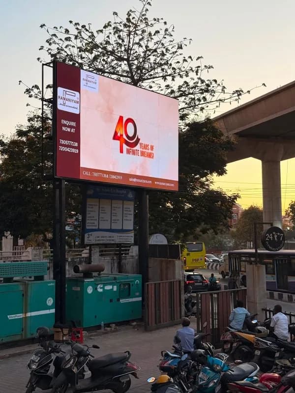 LED Hoardings in Thoraipakkam, Chennai - opposite to Geetham, exactly near Thoraipakkam signal